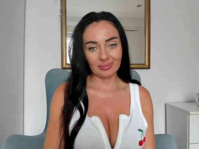 sensuallstella webcam