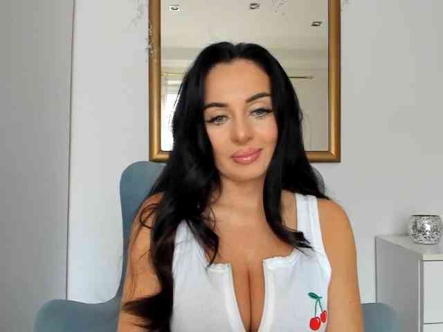 sensuallstella webcam