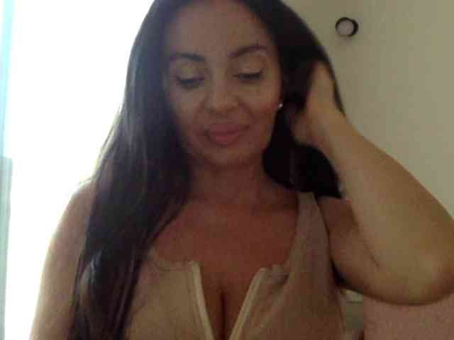 sensuallstella Live Webcam on BongaCams