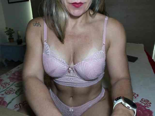 BrazilianHot webcam