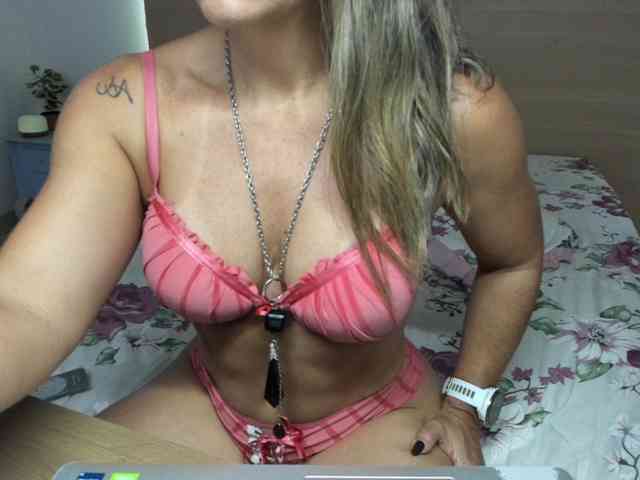 Modelo: BrazilianHot