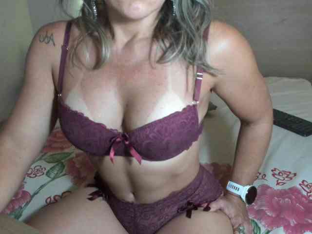 BrazilianHot webcam