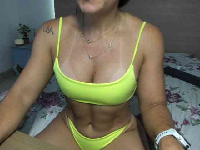 Modelo: BrazilianHot