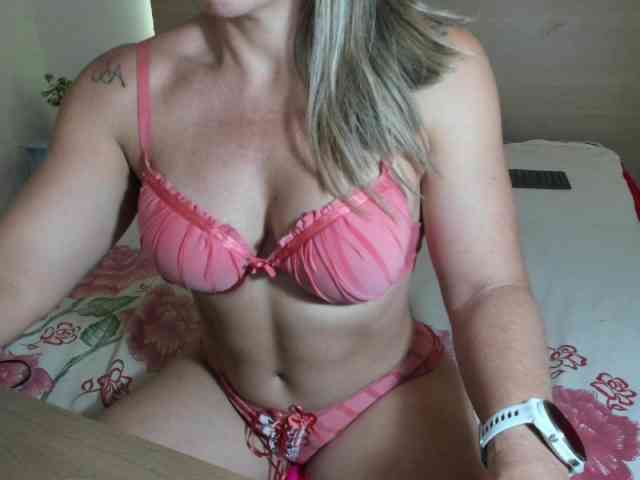 Modelo: BrazilianHot