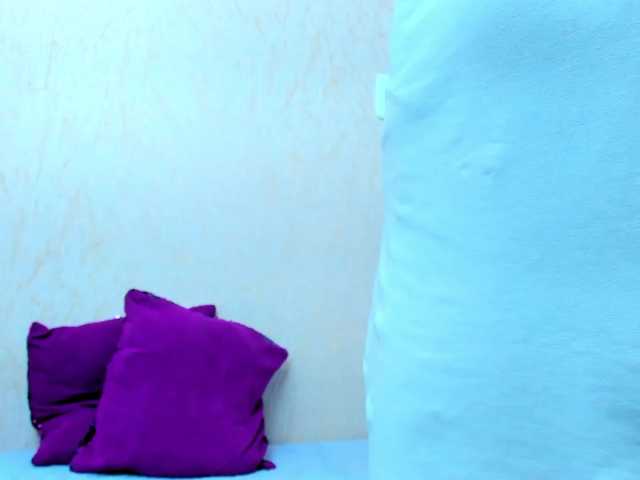 Lorenn-Hill1 — live female cam