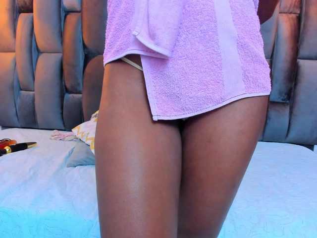 Lorenn-Hill1 live cam on BongaCams