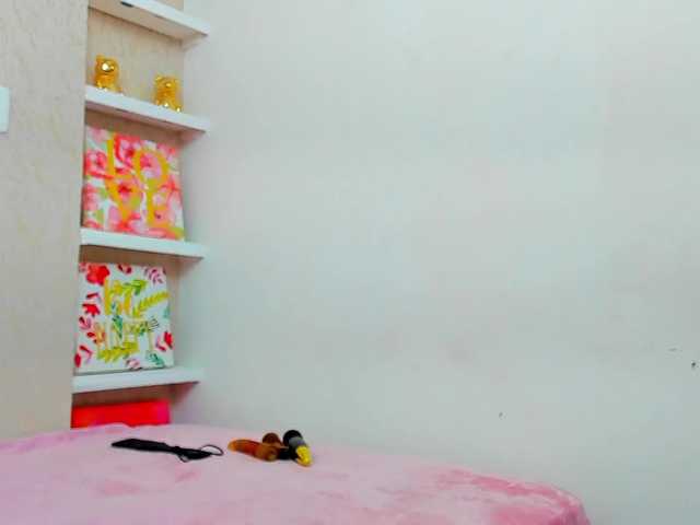 Lorenn-Hill1 live cam on BongaCams