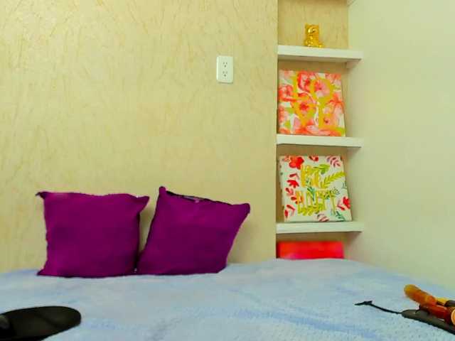 Lorenn-Hill1 live cam on BongaCams