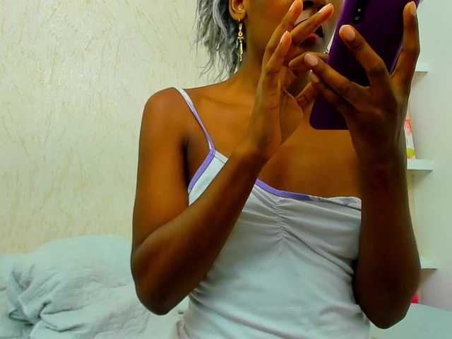 Lorenn-Hill1 live cam on BongaCams