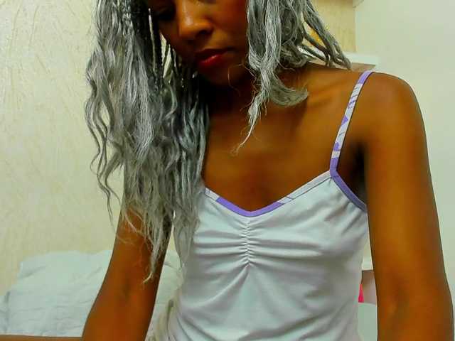 Lorenn-Hill1 live cam on BongaCams