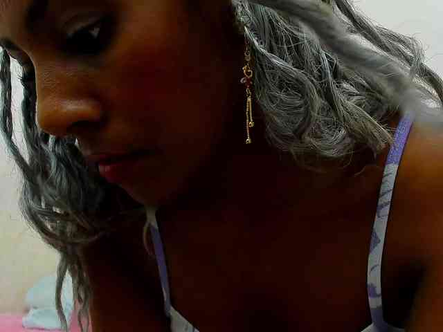 Lorenn-Hill1
