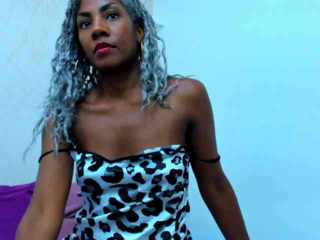 Lorenn-Hill1