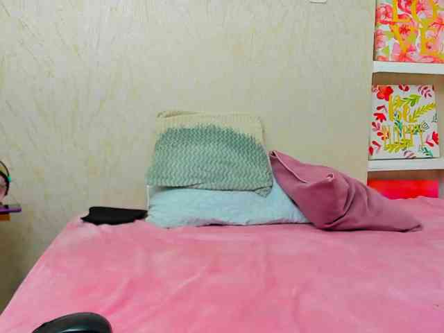 Lorenn-Hill1 webcam