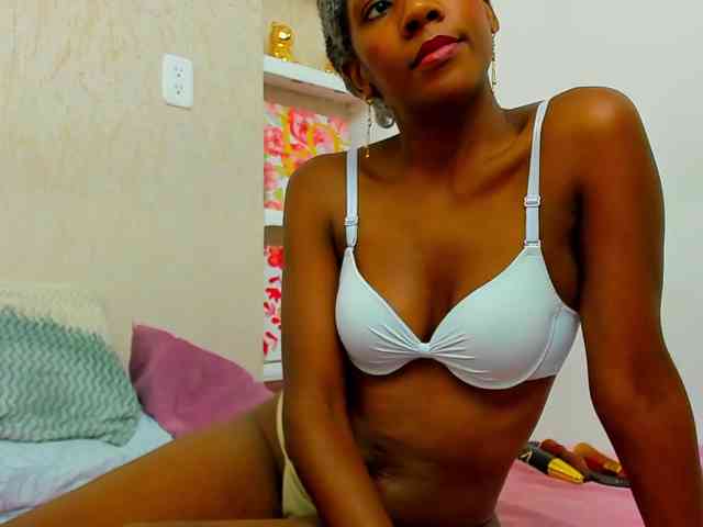 Lorenn-Hill1