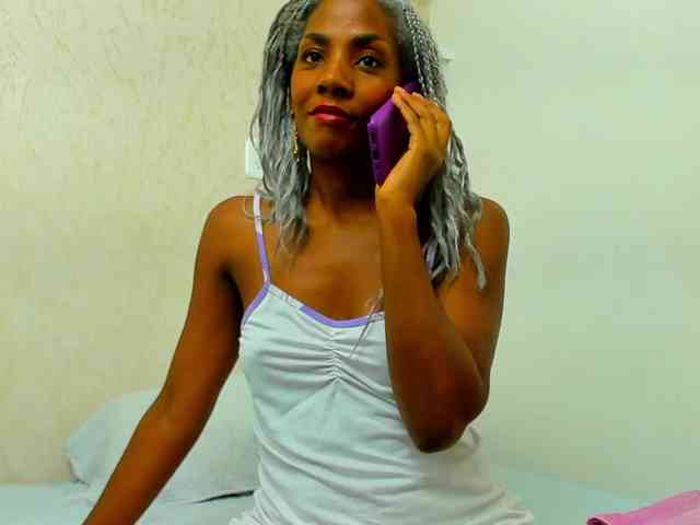 Lorenn-Hill1