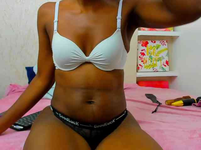 Lorenn-Hill1 webcam