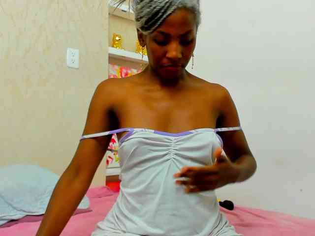 Lorenn-Hill1 webcam