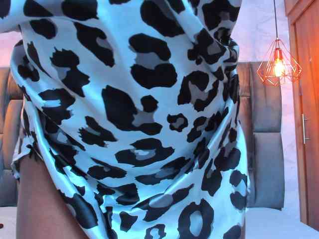 Lorenn-Hill1 webcam