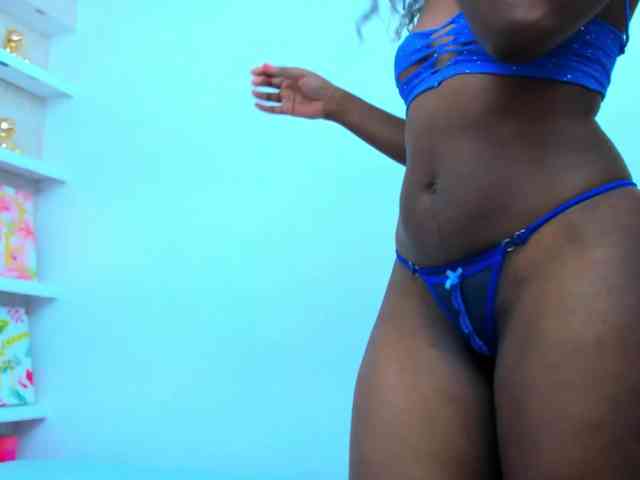 Lorenn-Hill1 webcam