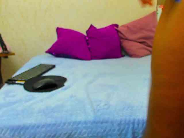 Lorenn-Hill1 webcam