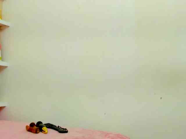 Lorenn-Hill1 webcam