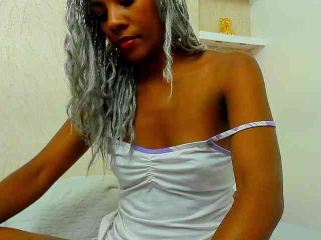 Lorenn-Hill1