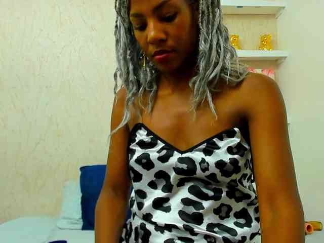 Lorenn-Hill1