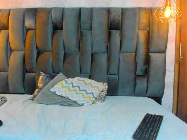 Lorenn-Hill1 webcam