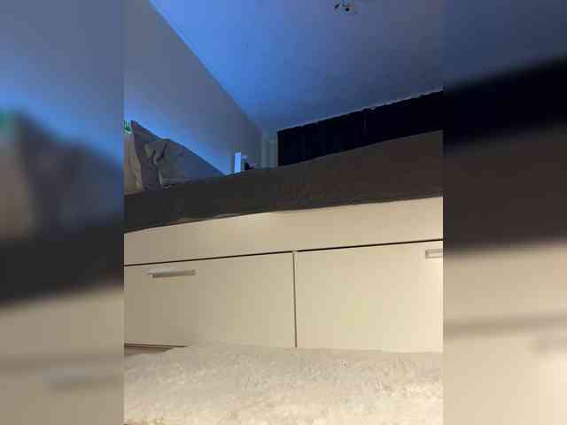 Vikulya1 webcam