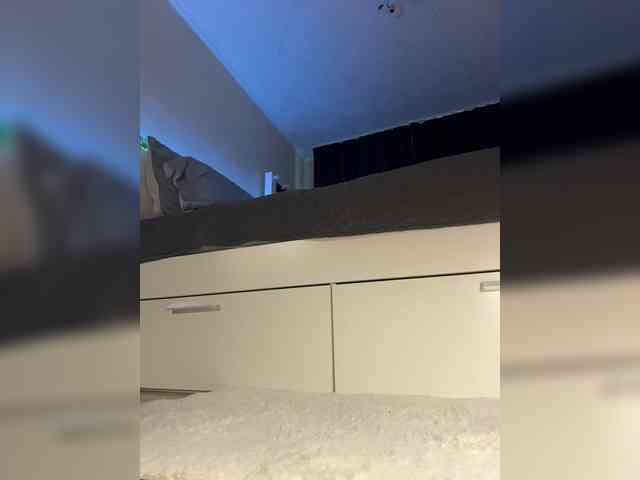 Vikulya1 webcam