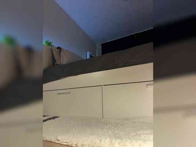 Vikulya1 webcam