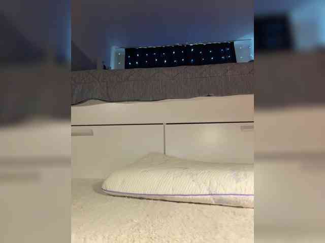 Vikulya1 webcam