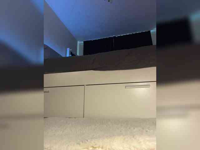 Vikulya1 webcam