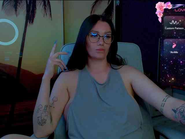 goldenwitchx webcam