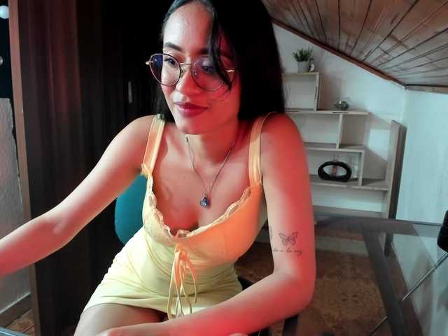 amy-lennox webcam