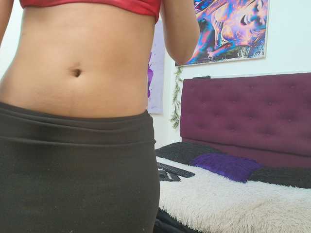 amy-lennox live cam on BongaCams