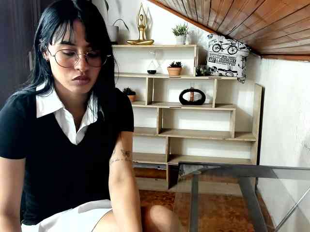 amy-lennox webcam