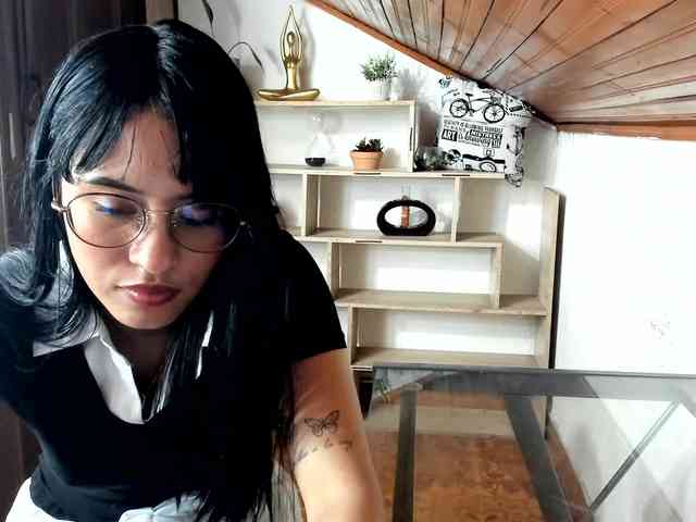 amy-lennox webcam
