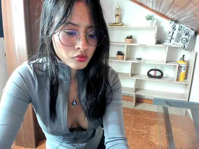 amy-lennox webcam