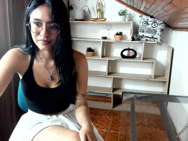 amy-lennox webcam