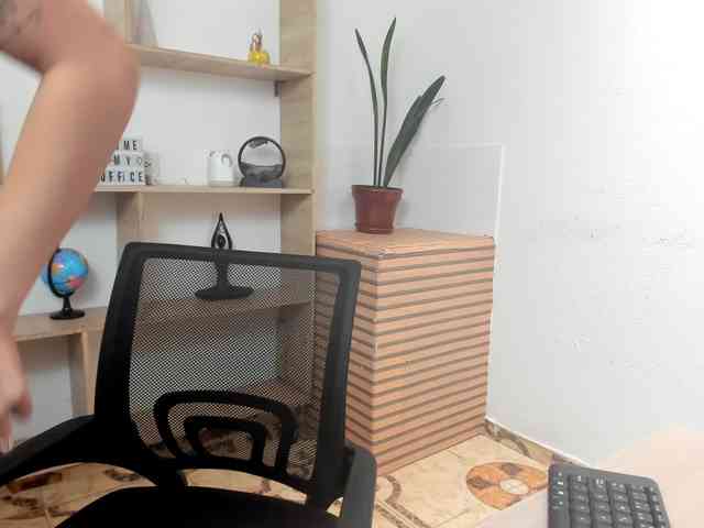 amy-lennox webcam