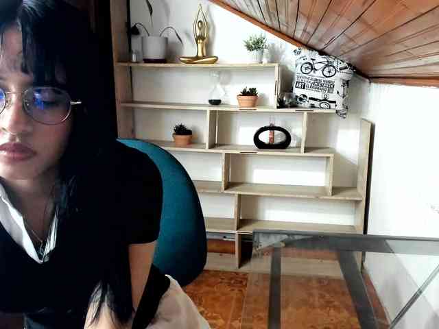 amy-lennox webcam