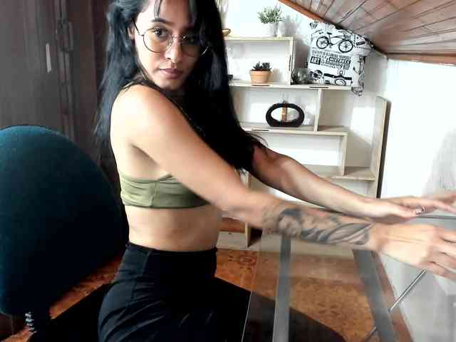 amy-lennox webcam