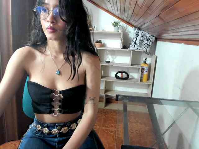 amy-lennox webcam