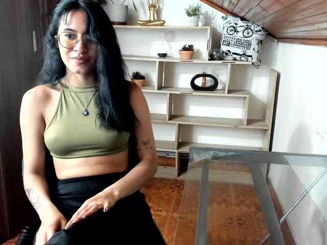 amy-lennox webcam