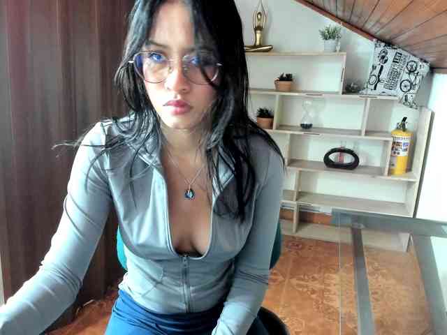 amy-lennox webcam