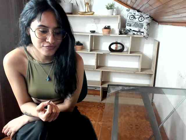 amy-lennox webcam