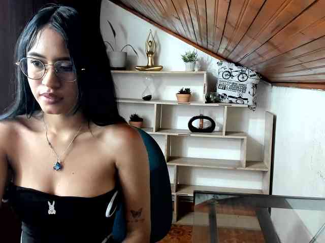 amy-lennox webcam