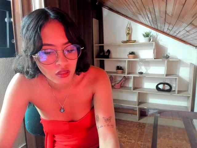amy-lennox webcam