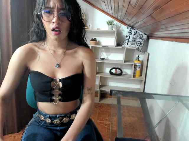 amy-lennox webcam